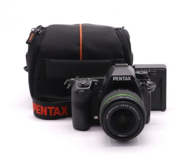 Камера Pentax K-5 kit (пробег 12395 кадров)