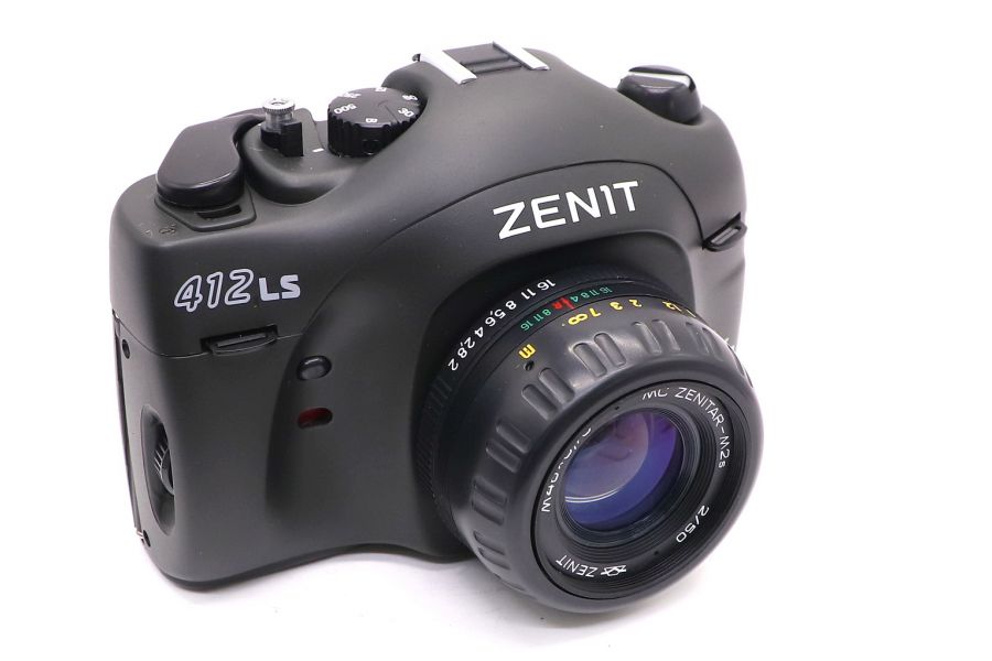 Зеркальный фотоаппарат Зенит 412 LS kit в упаковке