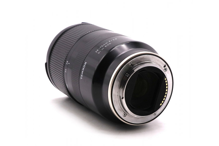 Объектив Tamron 28-75mm f/2.8 Di III RXD Sony E