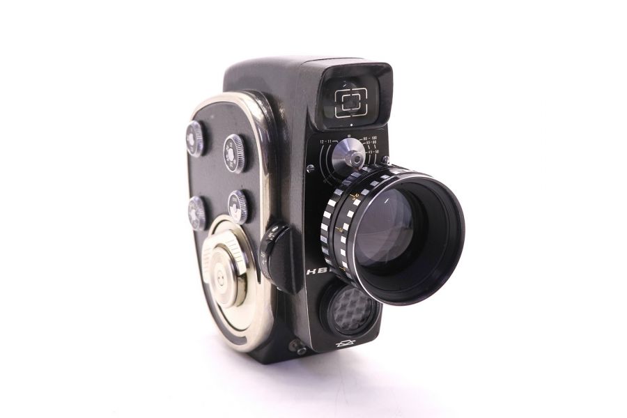 Кинокамера Кварц 2м узкоплёночный аппарат (1971)