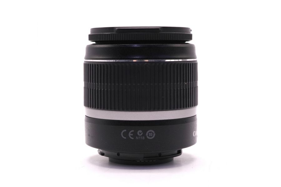 Зум-объектив Canon EF-S 18-55mm 3.5-5.6 IS 