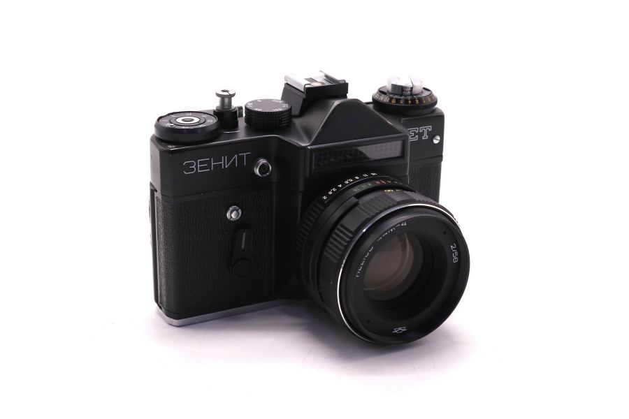 Фотокамера зеркальная Зенит ЕТ black kit (СССР, 1988)