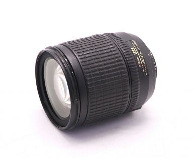 Объектив Nikon 18-135mm f/3.5-5.6G ED-IF AF-S DX Zoom-Nikkor 