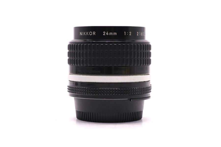 Объектив Nikon 24mm f/2 Nikkor