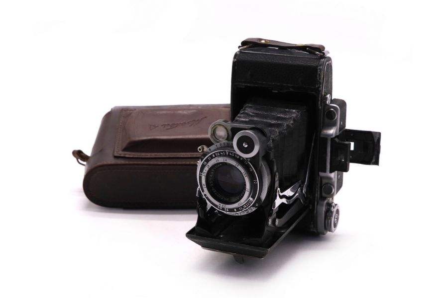 Советская пленочная камера Москва 4 (СССР, 1955)