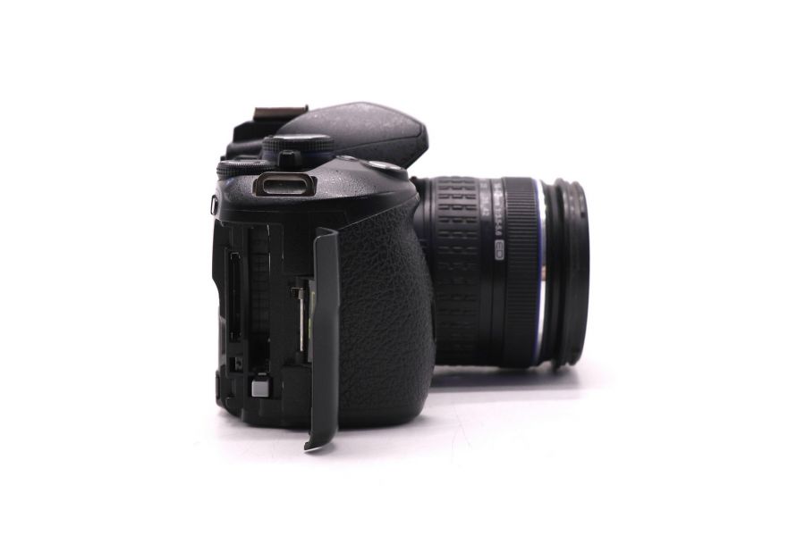 Фотокамера Olympus E-520 kit (пробег 62485 кадров)