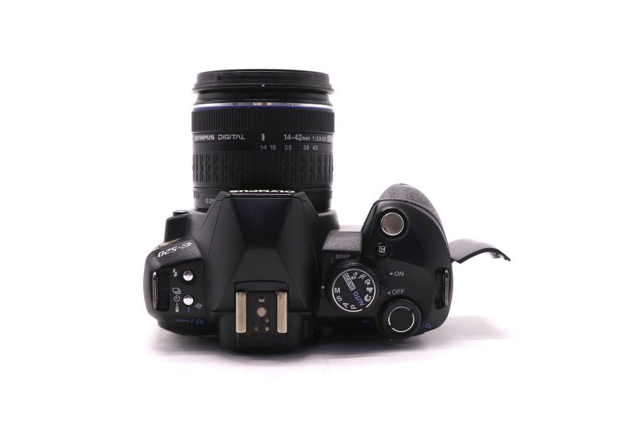 Фотокамера Olympus E-520 kit (пробег 62485 кадров)