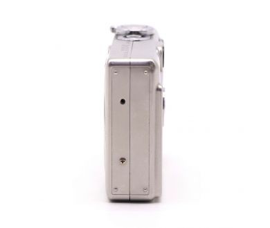 Цифровой фотоаппарат Canon Digital IXUS 40