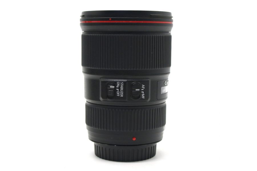 Объектив Canon EF 16-35mm f/4L IS USM в упаковке