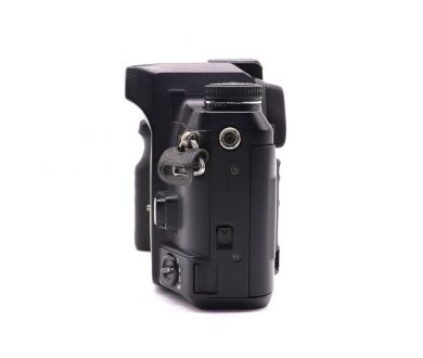 Плёночная зеркальная камера Minolta Dynax 7 body