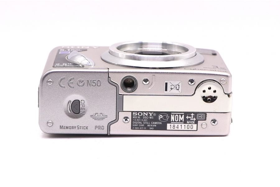 Фотокамера компактная Sony Cyber-shot DSC-W5