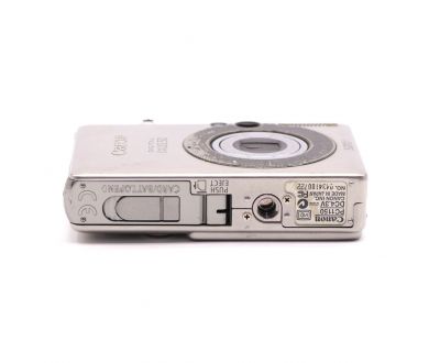 Компактная цифровая камера Canon Digital IXUS 50