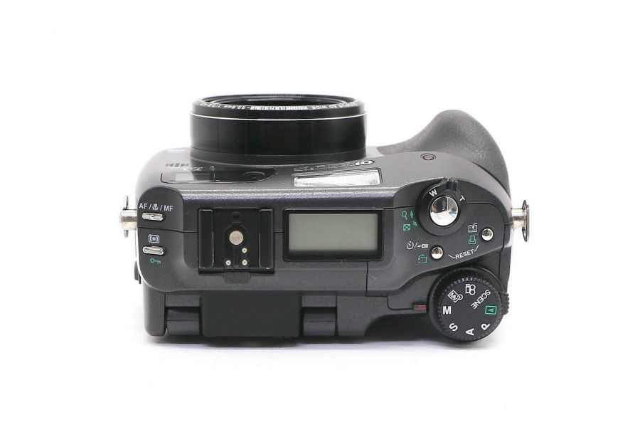 Фотокамера Olympus Camedia C-7070 Wide Zoom