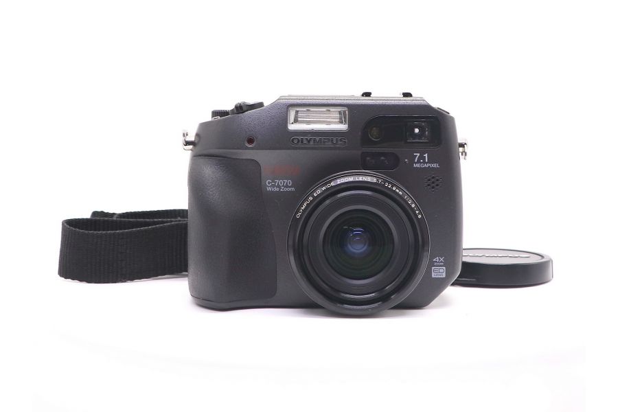 Фотокамера Olympus Camedia C-7070 Wide Zoom