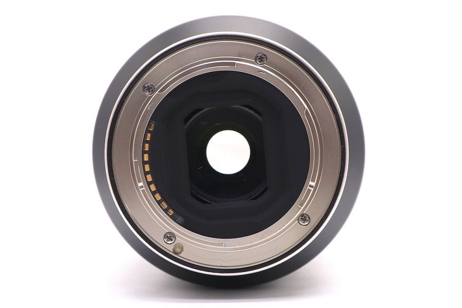 Tamron 18-300mm f/3.5-6.3 Di III-A VC VXD (B061) в упаковке