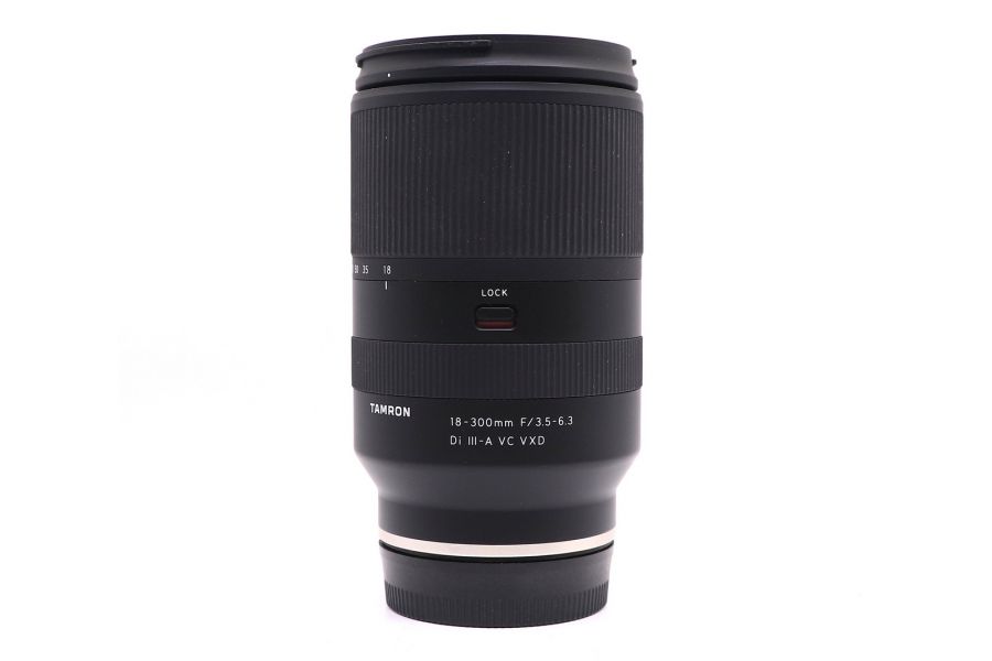 Tamron 18-300mm f/3.5-6.3 Di III-A VC VXD (B061) в упаковке
