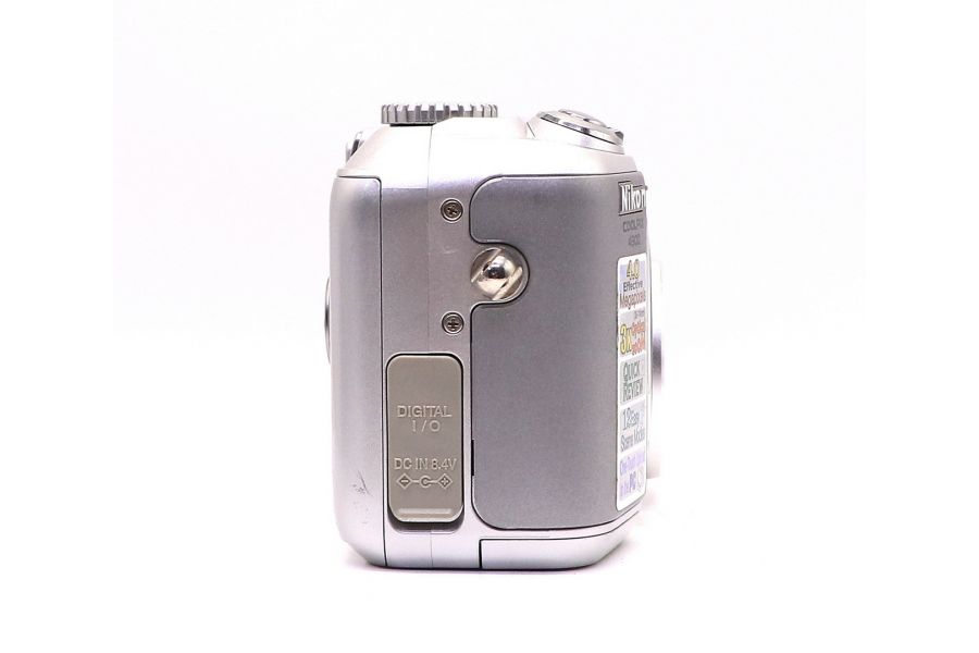 Компактный цифровой фотоаппарат Nikon Coolpix 4300