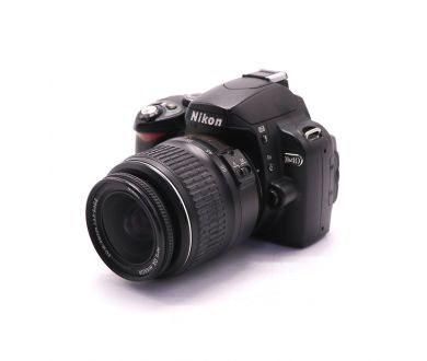 Фотокамера Nikon D40 kit (пробег 20460 кадров)