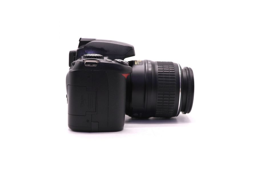 Фотокамера Nikon D40 kit (пробег 20460 кадров)