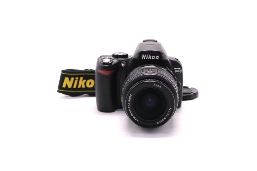 Фотокамера Nikon D40 kit (пробег 20460 кадров)