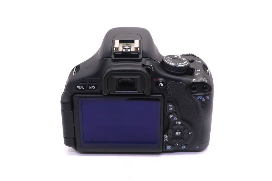 Canon EOS 600D kit в упакове (пробег 7470 кадров)