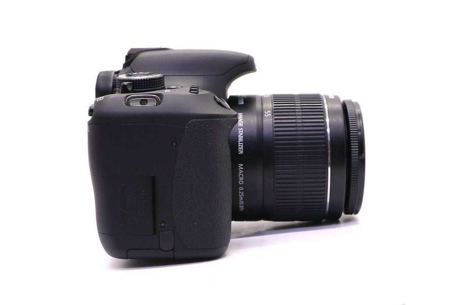 Canon EOS 600D kit в упакове (пробег 7470 кадров)