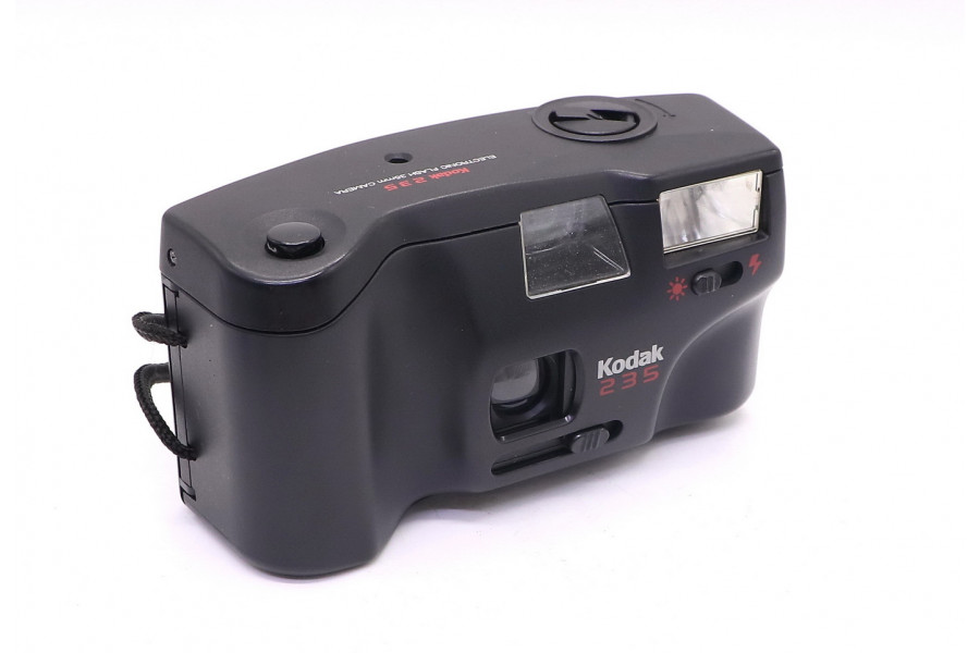 Компактный плёночный фотоаппарат Kodak 235