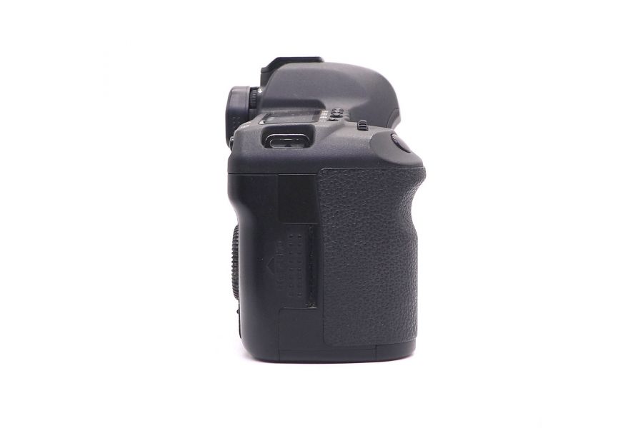 Canon EOS 5D Mark II body в упаковке (пробег 35590 кадров)