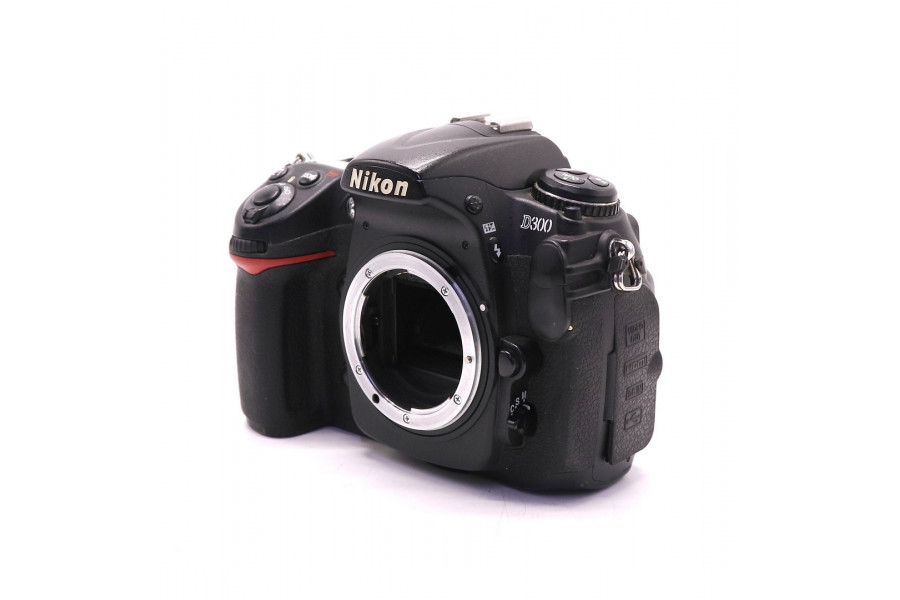 Nikon D300 body (пробег 81285 кадров)