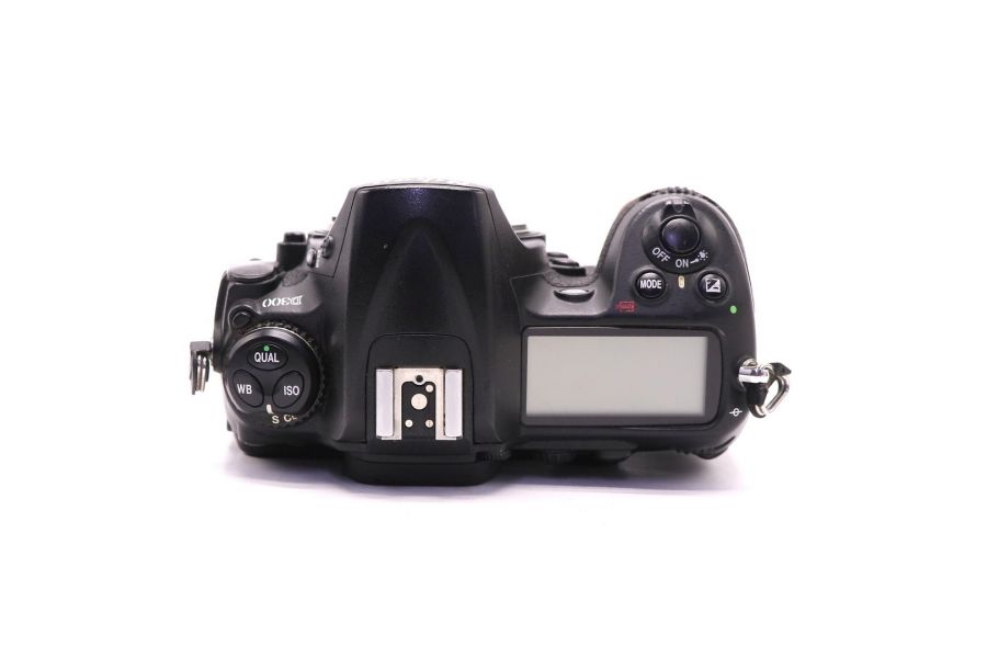 Nikon D300 body (пробег 81285 кадров)