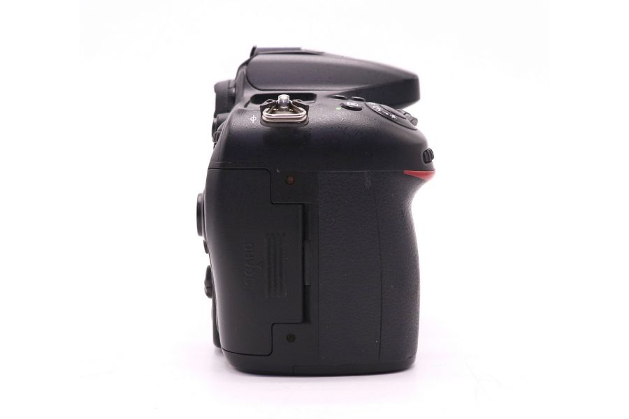 Nikon D7100 body (пробег 21900 кадров)