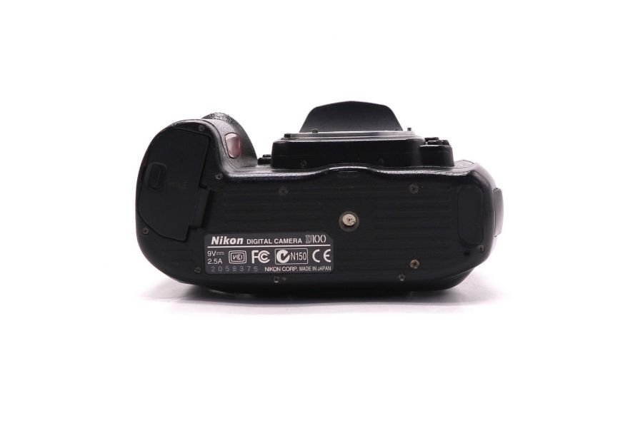 Nikon D100 body
