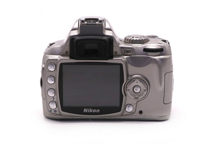 Фотоаппарат Nikon D40 kit (пробег 56875 кадров)