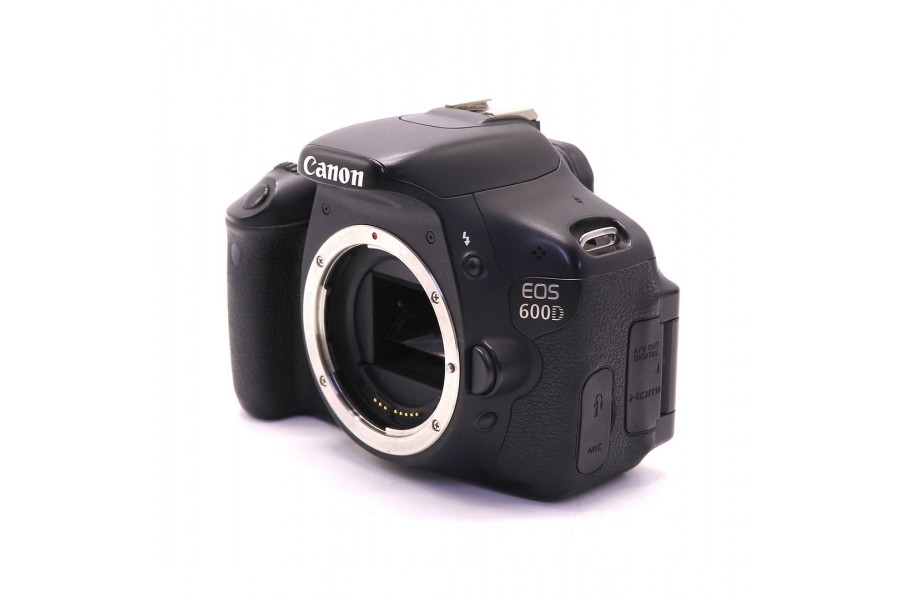 Canon EOS 600D body (пробег 23855 кадров)