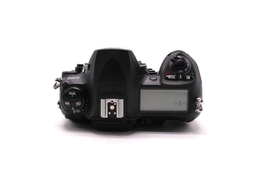 Nikon D200 body (пробег 38500 кадров) фотоаппарат