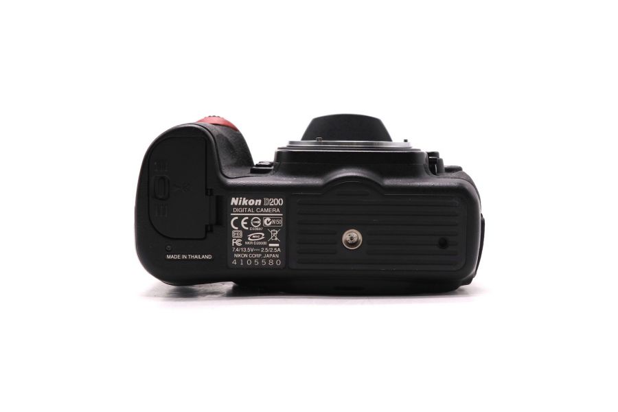 Nikon D200 body (пробег 38500 кадров) фотоаппарат