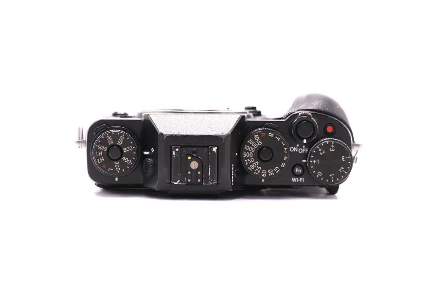 Фотокамера Fujifilm X-T1 body (пробег 21840 кадров)
