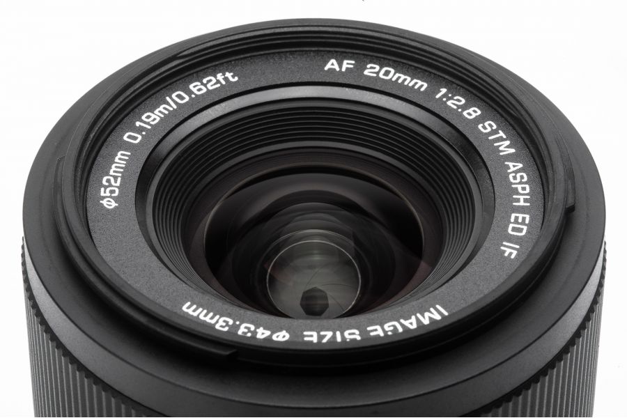 Объектив автофокусный Viltrox 20mm F2.8 для Sony E