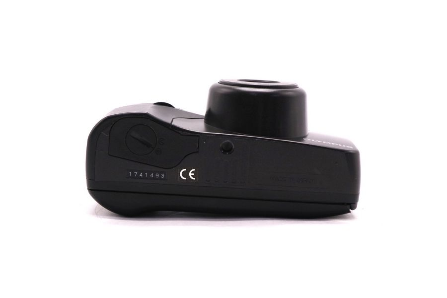 Фотокамера Olympus Superzoom 120 в упаковке