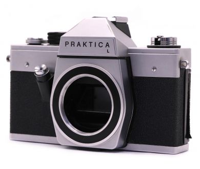 Зеркальная плёночная камера Praktica L body