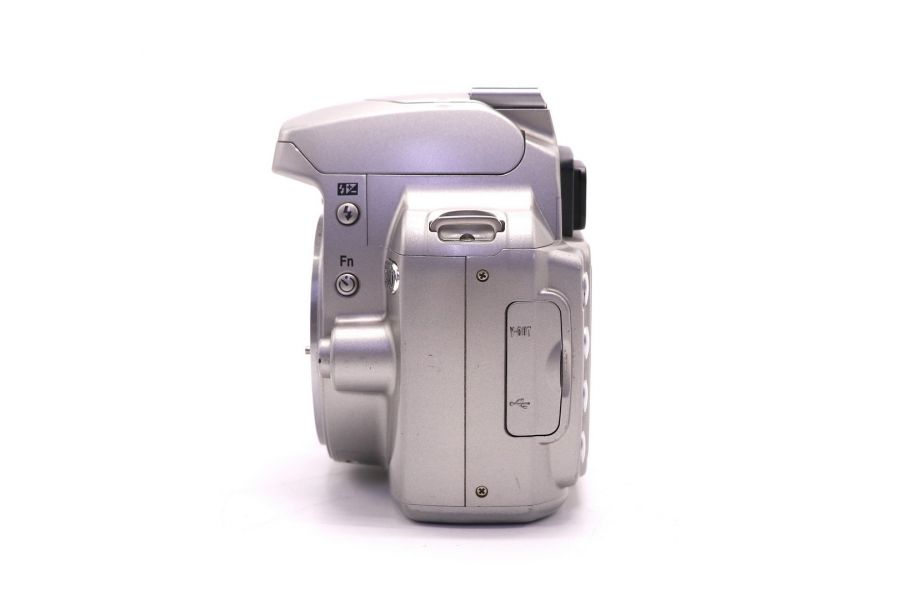 Фотокамера Nikon D40 body (пробег 44935 кадров)