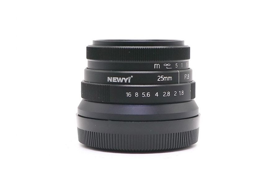 Объектив Newyi 25mm F1.8 II для Fujifilm FX Черный