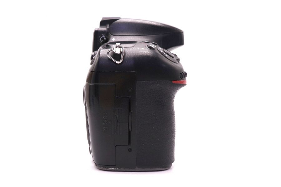 Nikon D800 body в упаковке (пробег 121470 кадров)