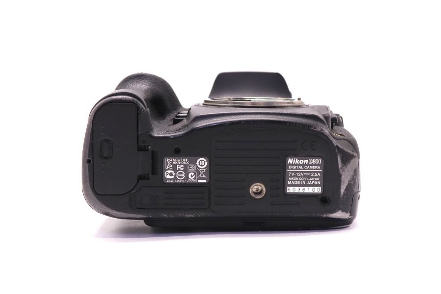 Nikon D800 body в упаковке (пробег 121470 кадров)