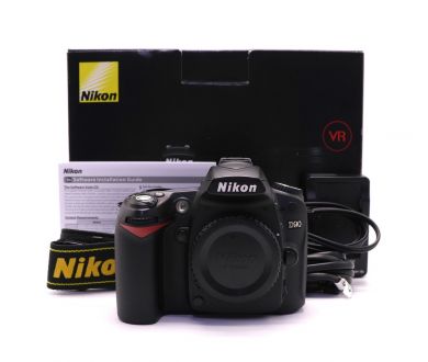 Nikon D90 body в упаковке (пробег 6095 кадров)