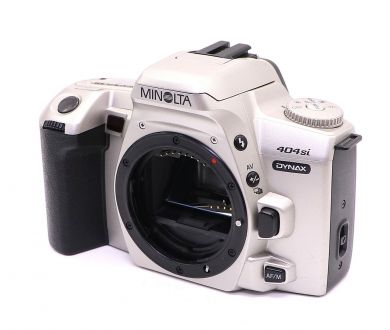 Плёночный фотоаппарат Minolta Dynax 404si body