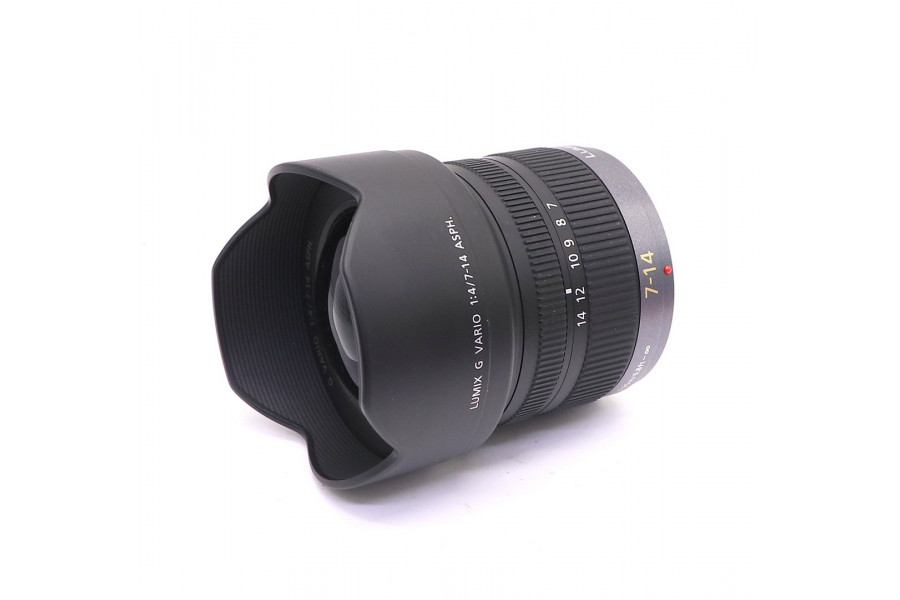 Panasonic Lumix G Vario 4/7-14mm Asph. в упаковке