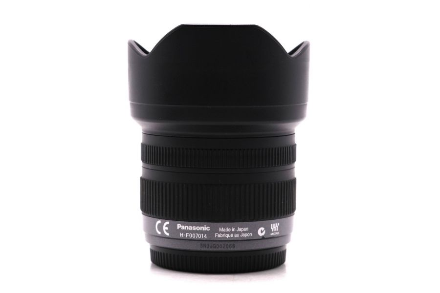 Panasonic Lumix G Vario 4/7-14mm Asph. в упаковке