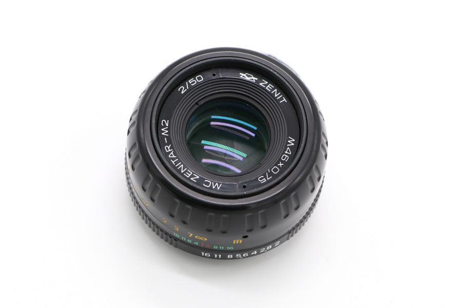 Светосильный объектив Зенитар-М2s МС 2/50 М42