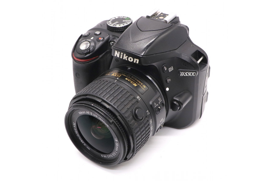 Камера Nikon D3300 kit (пробег 15635 кадров)